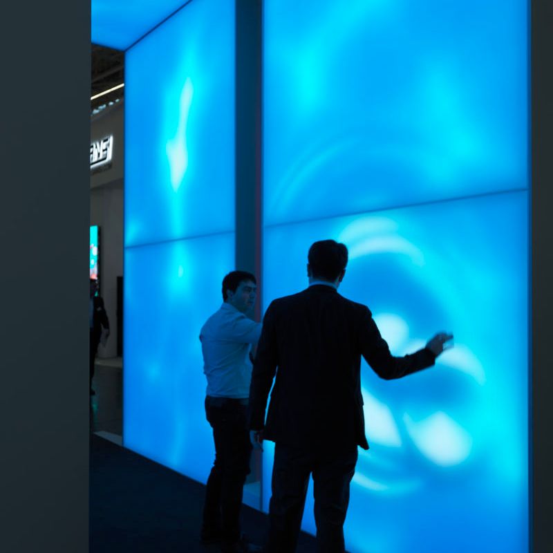 Interactive Lightbox tunnel on FESPA ESE 2021 by Vivalyte